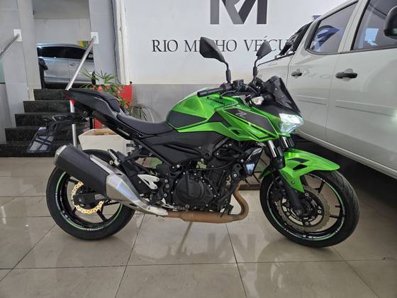 KAWASAKI Z400 